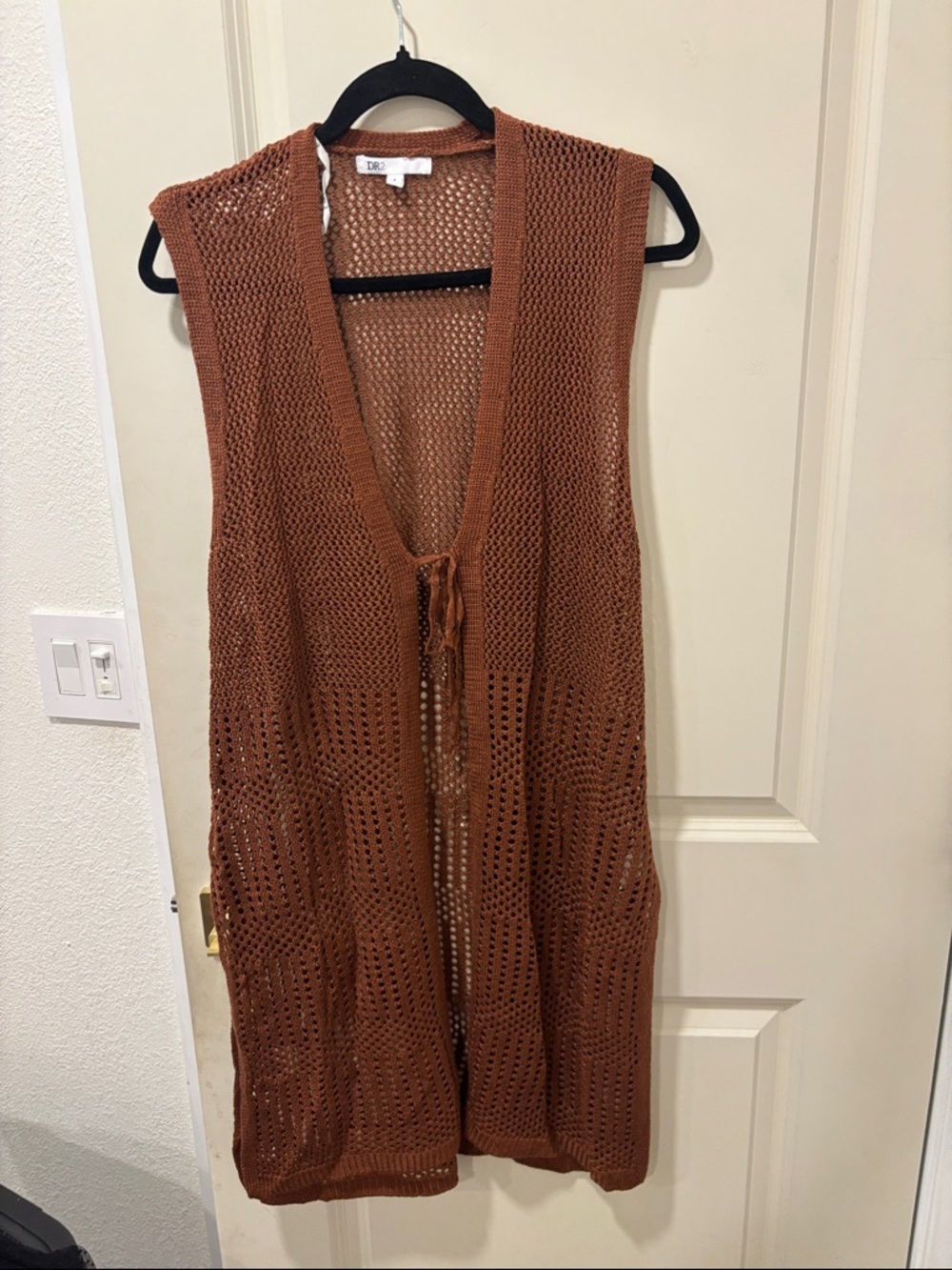 DR2 Open-Knit Sleeveless Vest in Rust